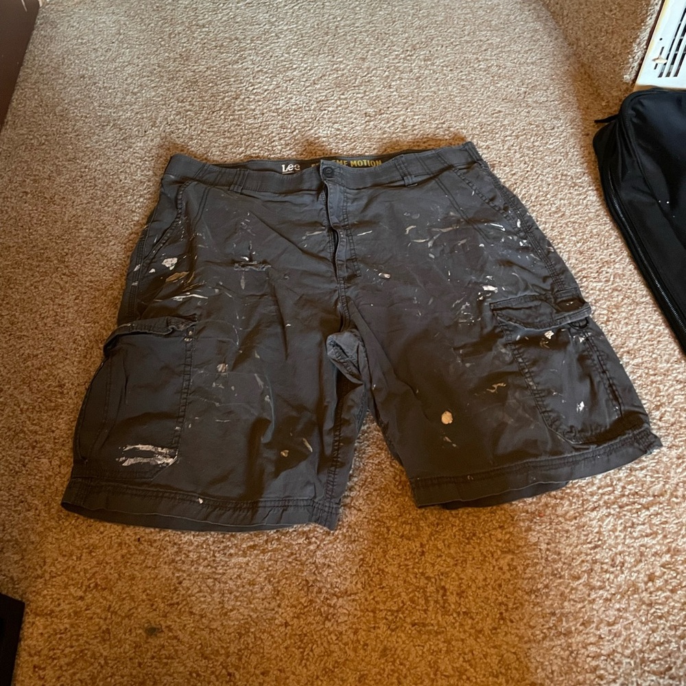 Lee Men’s Extreme Motion CL Gray Ripped/Distressed Shorts with Paint Stains